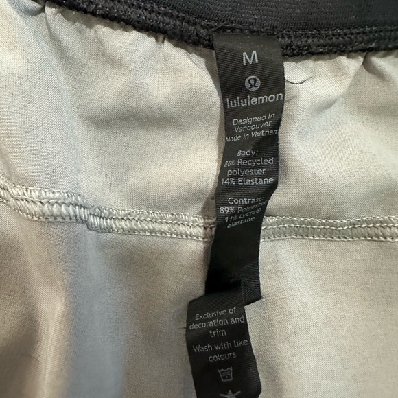 Lululemon Dry Fit Unlined Men's Short ( Size M) Color Heathered Gray - Picture 6 of 8